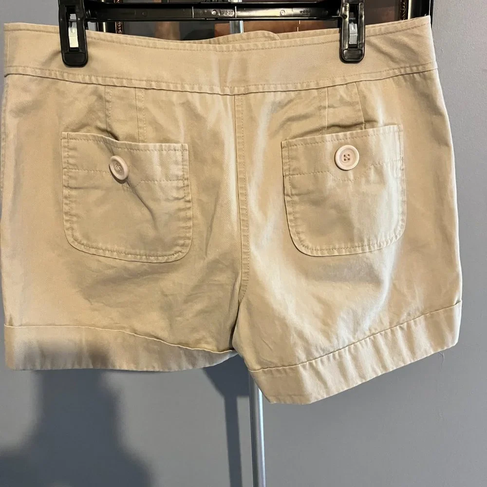 Ann Taylor Loft Khaki Shorts Sz12 - Picture 3 of 5
